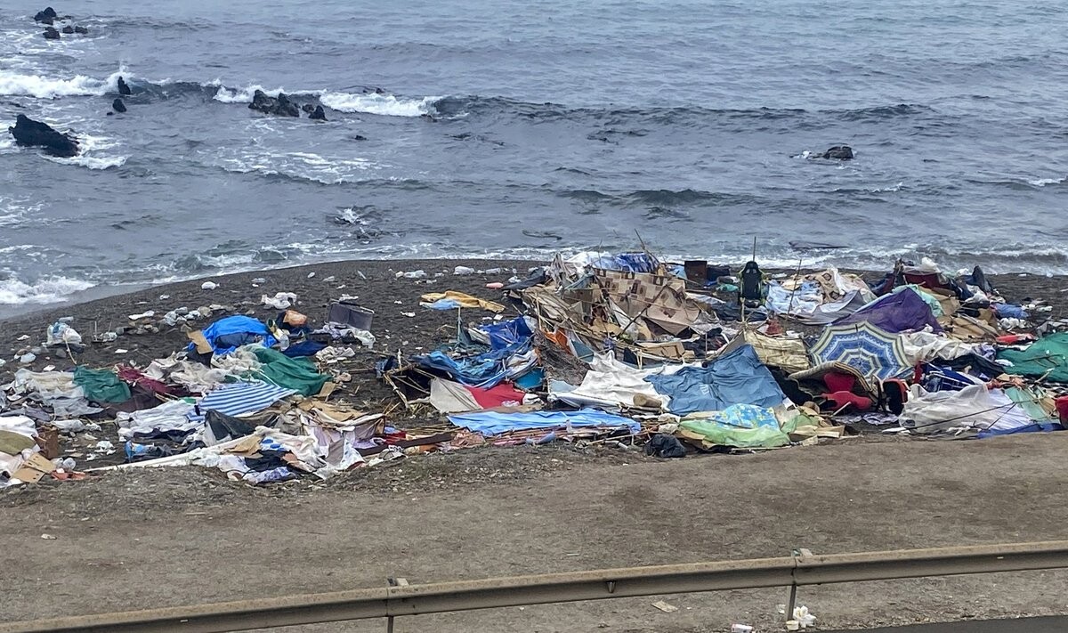 Spānijas policija likvidē migrantu nometni Seutā