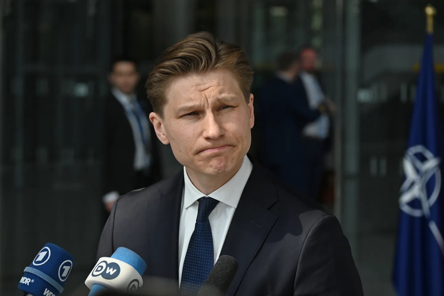 Somijas valdība iztur uzticības balsojumu