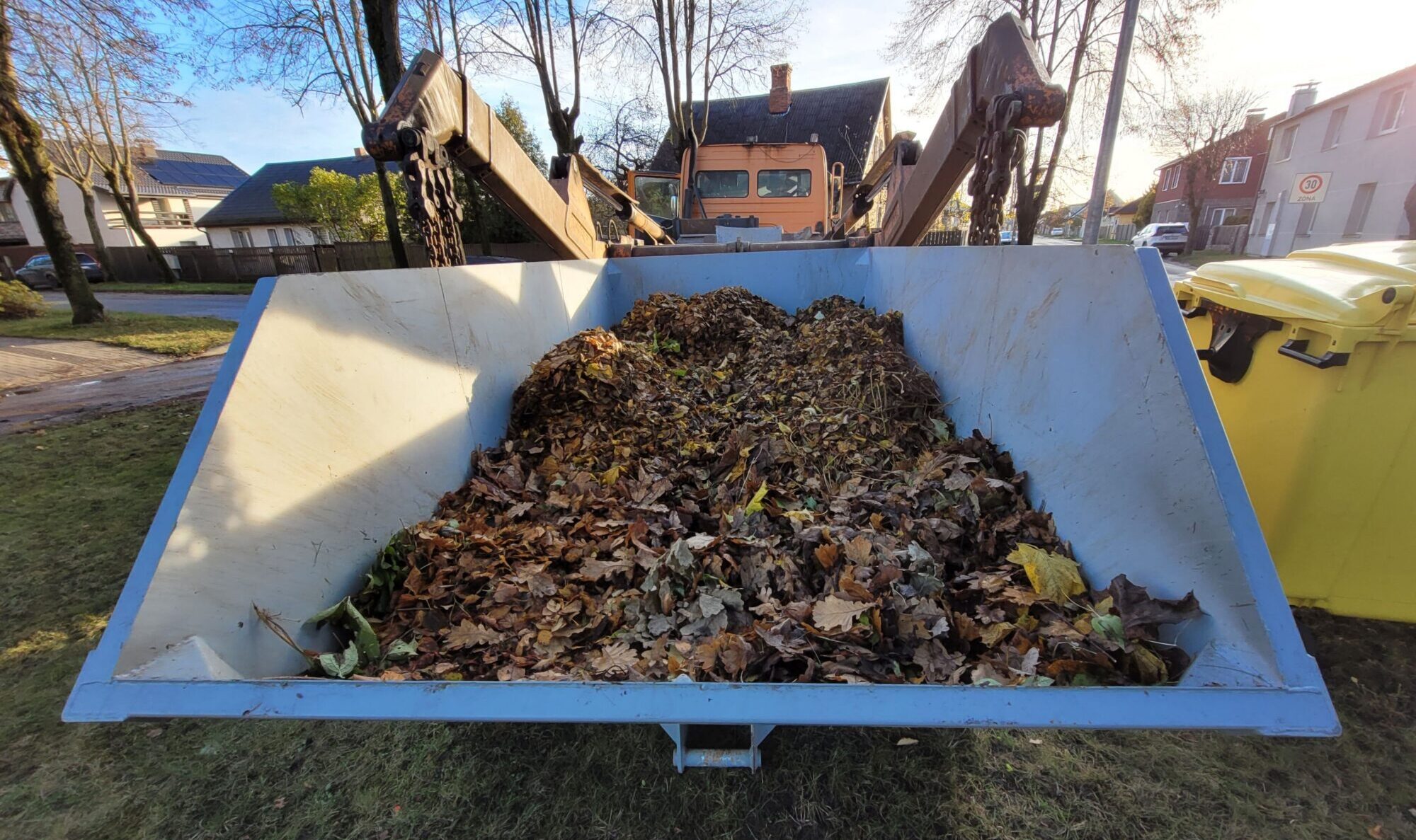 Notiks rudens lapu savākšanas akcija. Liepājnieki aicināti iesaistīties