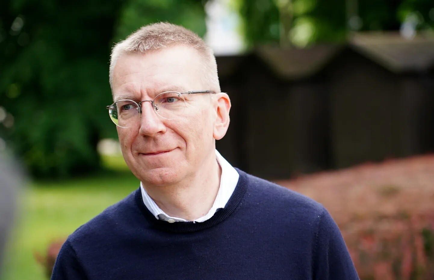 Rinkēvičs kā satraucošu vērtē vēlētāju zemo aktivitāti, bet brīnumnūjiņu izmaiņām neredz