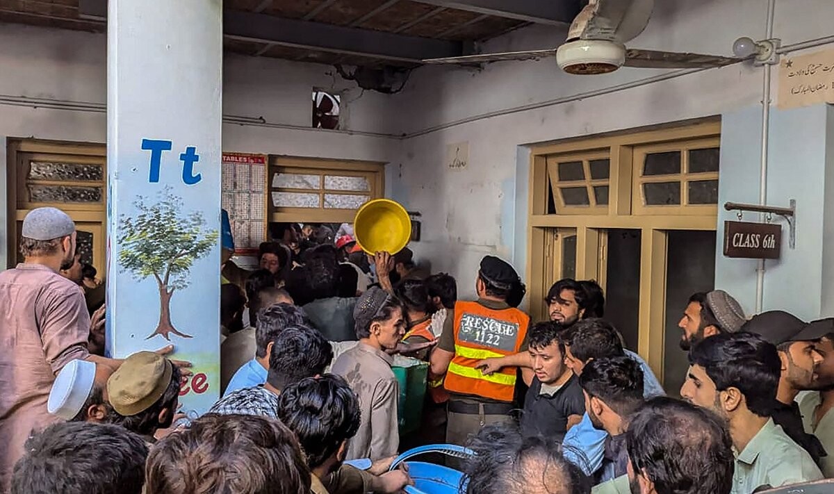 Pakistānā sabrūkot skolas jumtam, 29 bojāgājušie