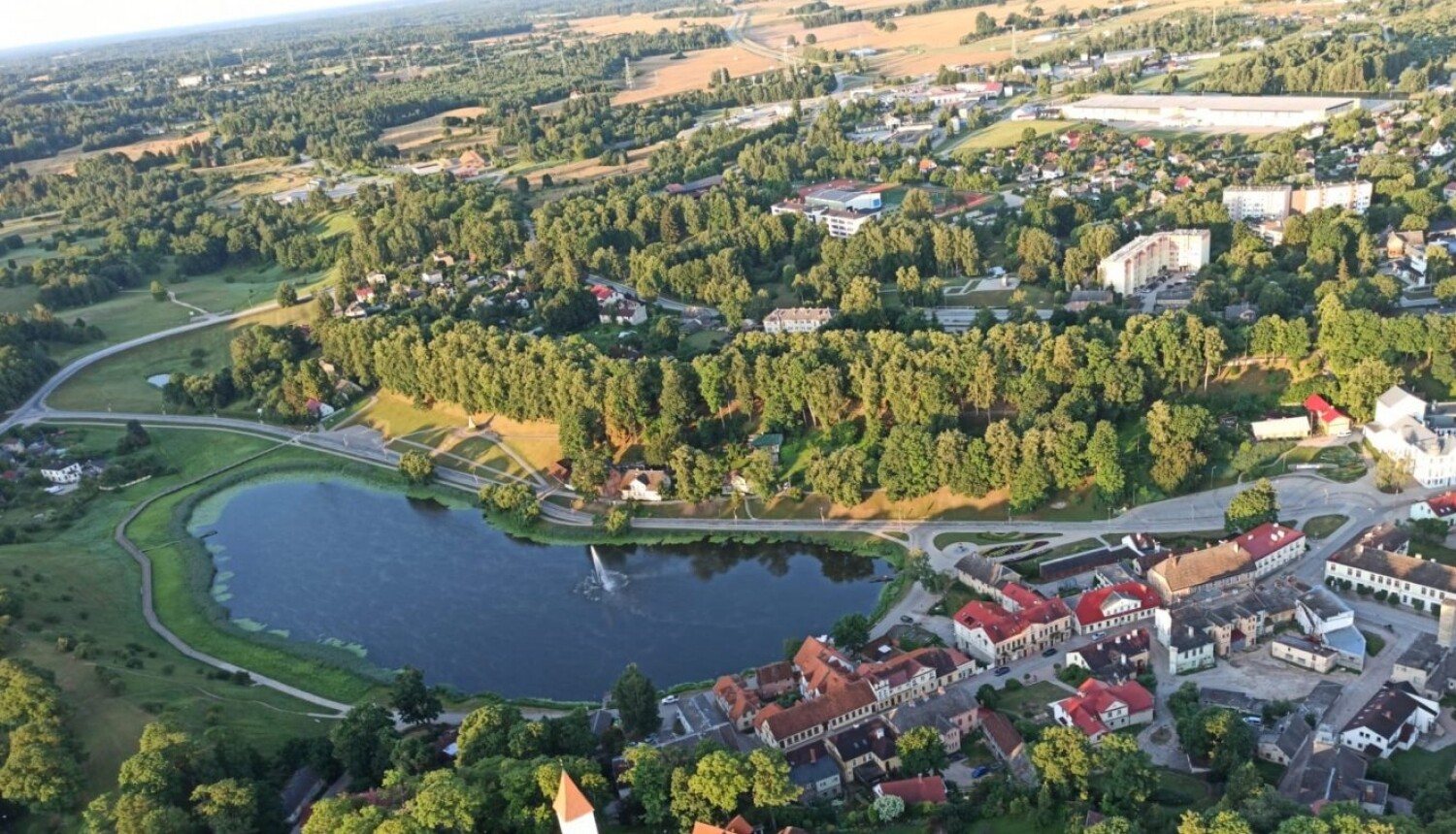 Kurzeme: Talsu novadā paaugstinās NĪN likmi mājokļiem bez deklarētām personām