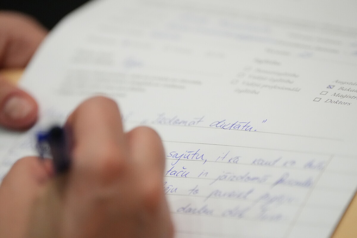 Latgale: Desmitais diktāts latgaliešu valodā aicinās iepazīt Kārļa Skalbes pasaku latgaliski