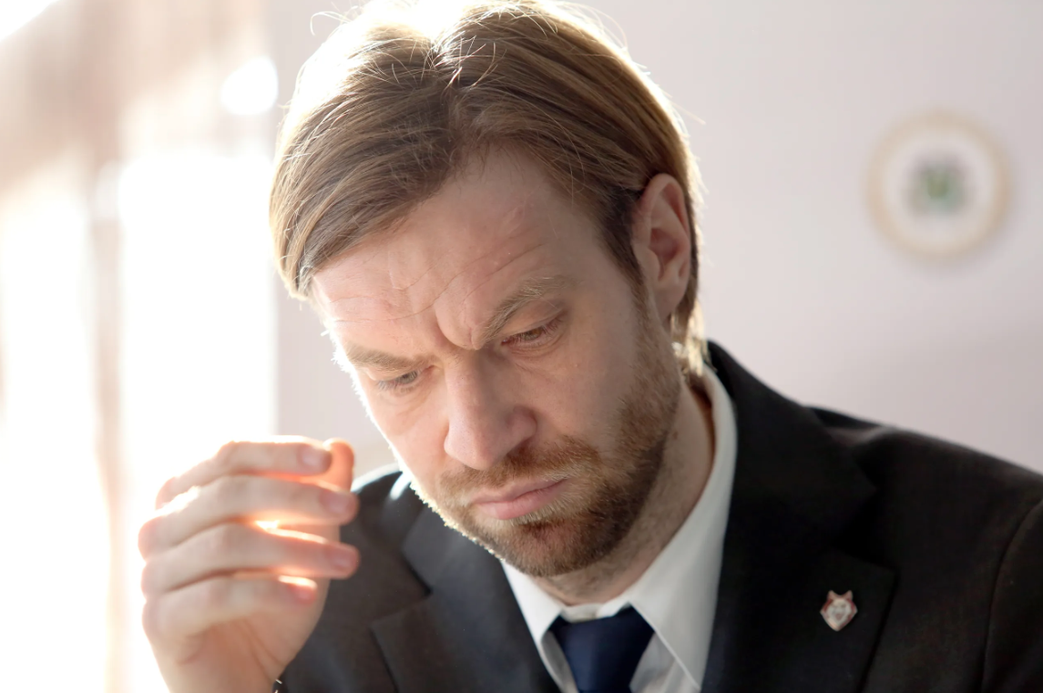 Gorkša iepriekšējā pieredze valsts un pašvaldību iestādēs saistīta tikai ar sportu
