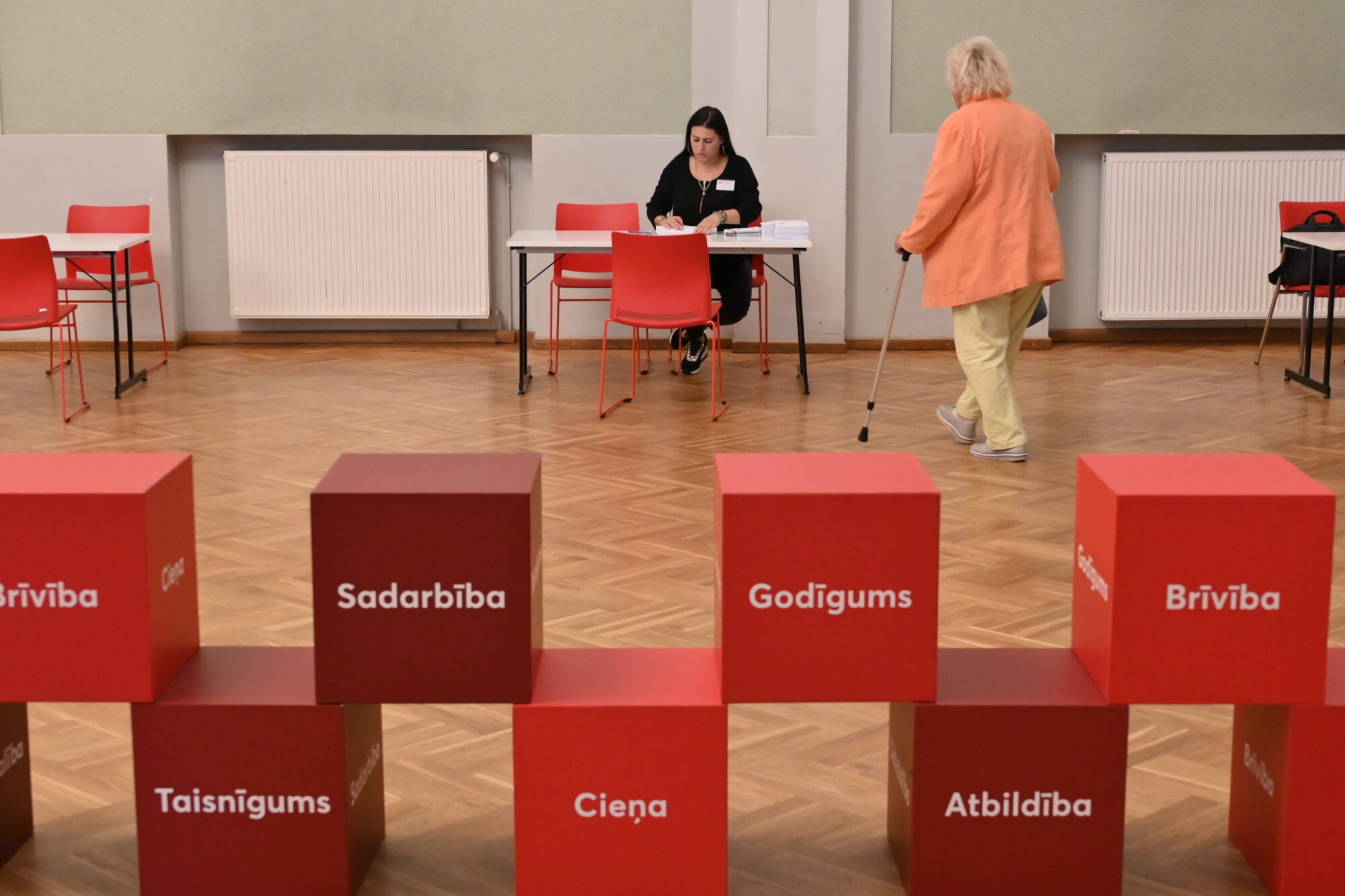 Teksta teišraide: Liepājā un Dienvidkurzemē norit 15. Saeimas vēlēšanas