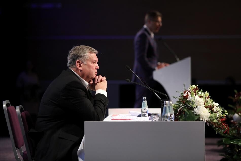 Urbanovičs atzīst nespēju “pamodināt” “Saskaņu” un pametīs tās vadību