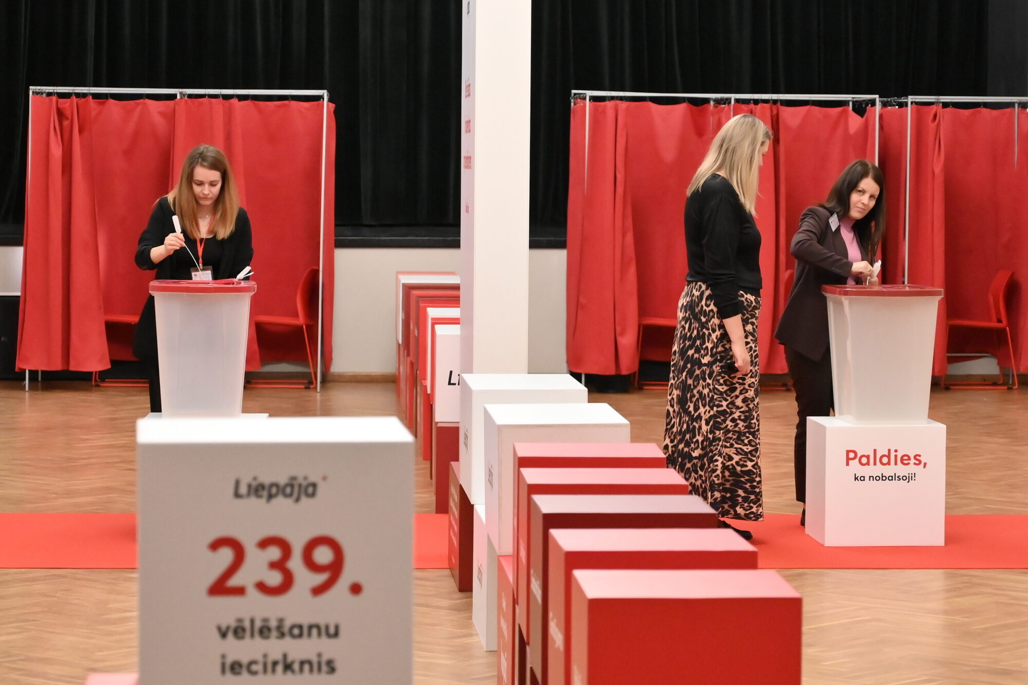 Četrās dienās Liepājā balsi glabāšanā nodevuši 6,96%, Dienvidkurzemē – 7,07% vēlētāju