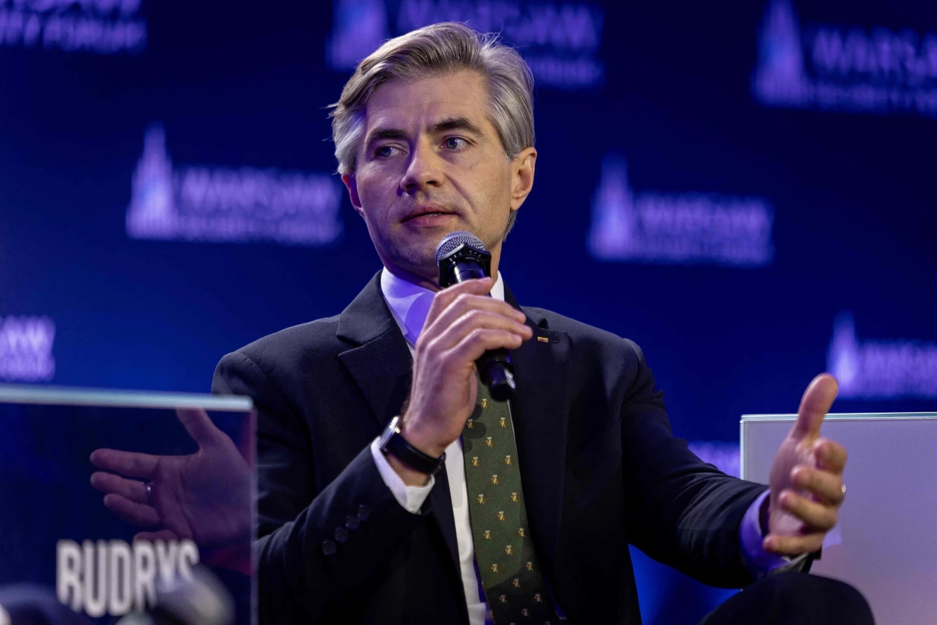 Lietuvas ārlietu ministrs: “Starlink” aprīkojuma noliktavas dedzināšanas mēģinājums ir daļa no Krievijas operācijām Eiropā