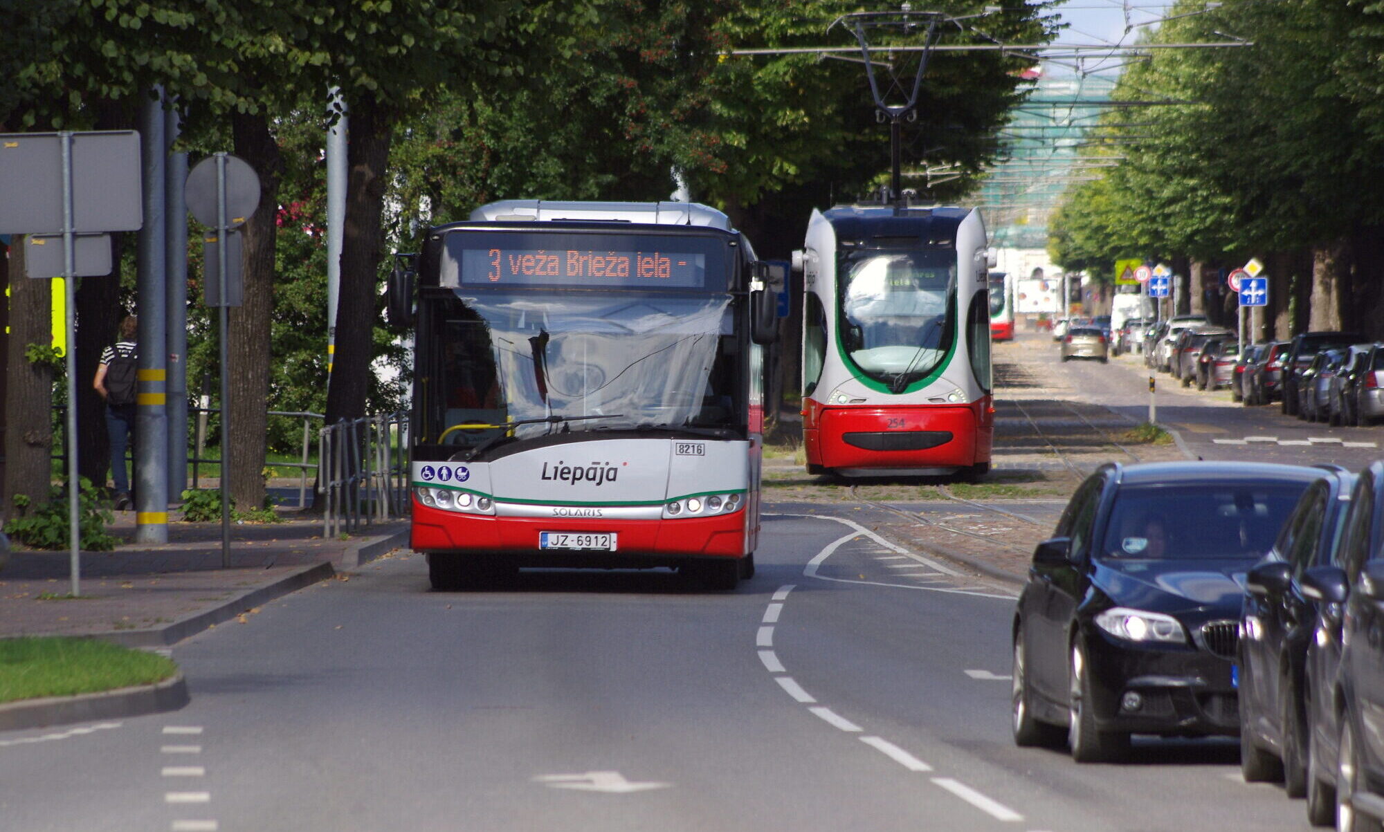 “Mana balss” iniciatīva pret skaitļiem: Vai Liepājas autobusu maršrutu saīsināšana bija kļūda jeb “tukša gaisa pārvadāšana”?