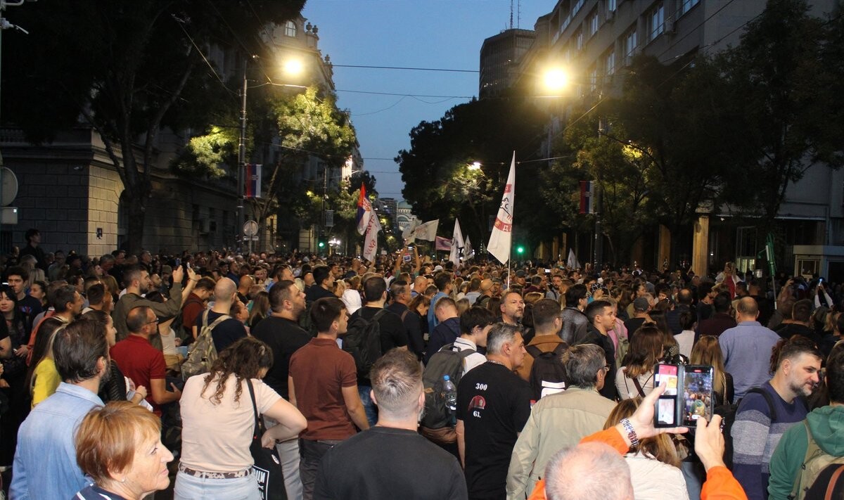 Serbi protestē pret balsošanas ierobežojumiem ārvalstīs