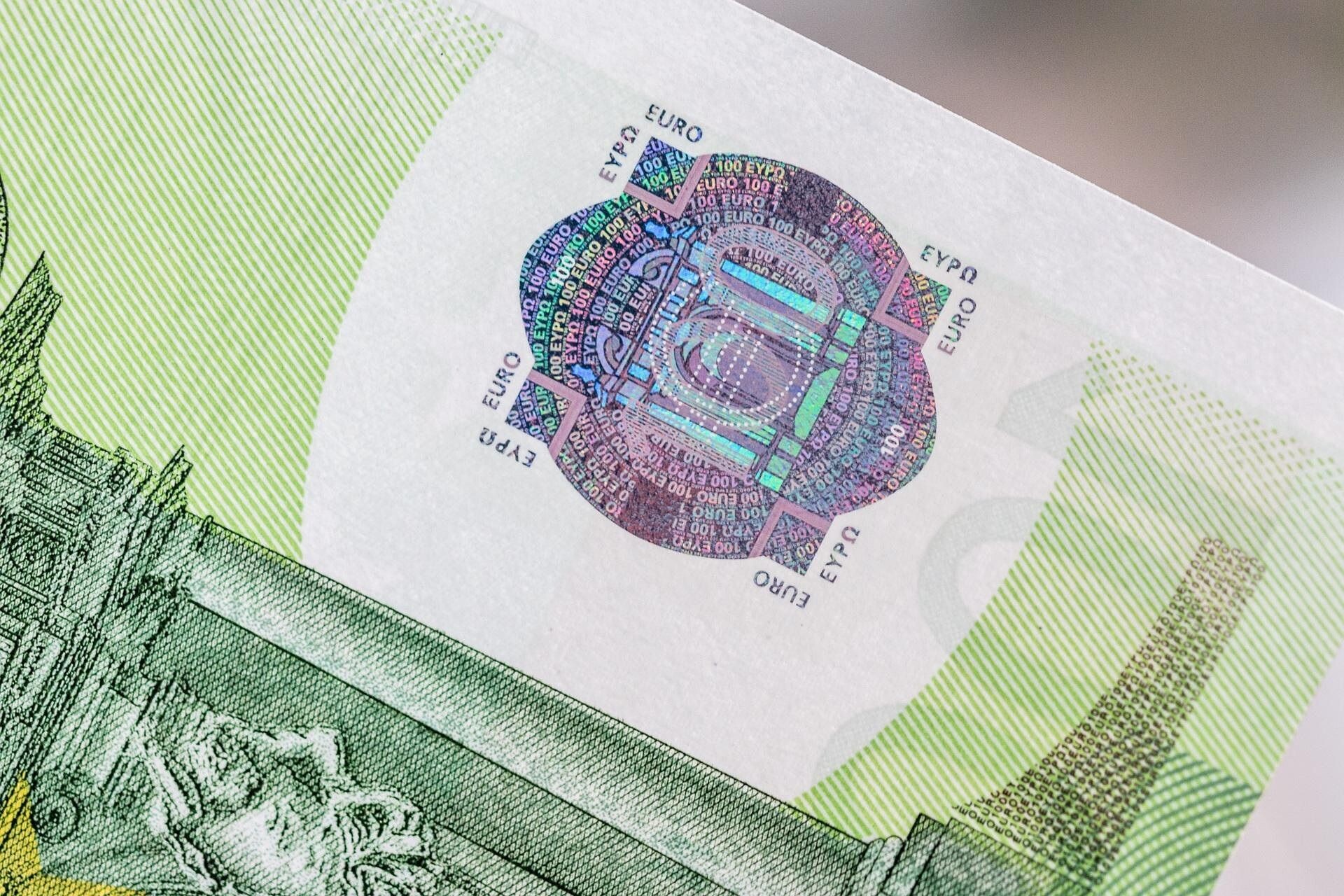 Zemu nodokļu vai beznodokļu valstu sarakstā no novembra iekļauj Tērksu un Kaikosu