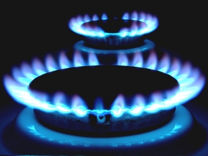 Eiropas Komisija ierosina noteikt dabasgāzes vairumtirdzniecības cenas griestus