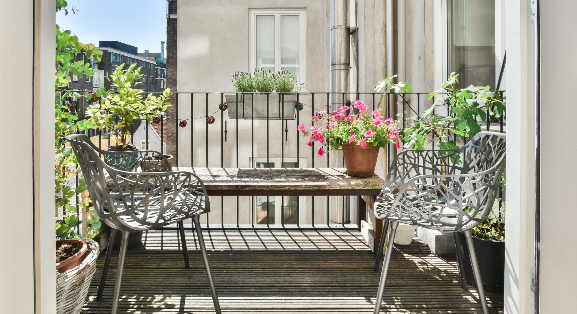 Pavasara tendences terasēm un balkoniem