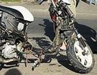 Satiksmes negadījumā cieš motorollera vadītājs un viņa pasažieris (papildināts ar foto)