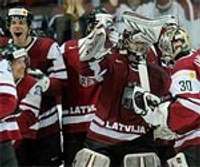 Latvijas hokeja izlase smagā spēlē pieveic Austrijas valstsvienību