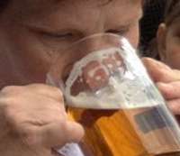 Andris Dižgalvis – ātrākais alus dzērājs
