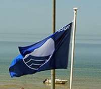 “Zilais karogs” piešķirts abām pilsētas peldvietām un jahtu centram