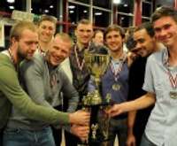 Metalurga futbola komandas saņem medaļas un novērtē aizvadīto sezonu