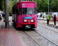 Papildināts – Vadu bojājumu dēļ apstājusies tramvaju kustība