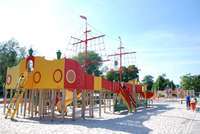 Izsludināts konkurss par tiesībām Jūrmalas parkā uzstādīt rotaļu elementu – kuģi