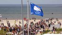 Liepājas pludmalē šogad atkal plīvos Zilais karogs