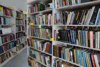 Ezerkrastā atklāj atjaunoto bibliotēku “Libris”
