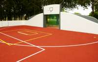 “Scan-Plast Latvia” izgatavo universālu sporta laukumu