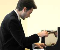 Jaunie pianisti rāda prasmes