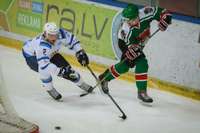 “Liepājas” hokejisti pieveic HS “Rīga” un pakāpjas uz otro vietu