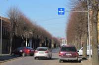 Rīgas un Tirgus ielas krustojumā satiksmi organizē jauna zīme