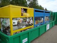 Joprojām nav noslēgti aptuveni 400 līgumi par atkritumu apsaimniekošanu