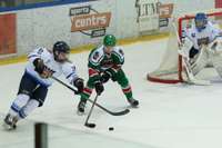 “Liepājas” hokejisti izšķirošajā cīņā pārliecinoši uzvar “Rīgu” un iekļūst Latvijas čempionāta pusfinālā