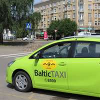 Taksisti cīnās par vietām