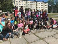 Bērni bauda vasaru kopā ar jauniešiem no Spānijas, Bulgārijas un Slovēnijas