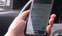 Autovadītājiem bargāki sodi par telefona lietošanu pie stūres