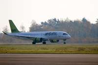 “airBaltic” maija sākumā plāno atsākt lidojumus uz Liepāju