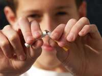 Izglītos vecākus par smēķēšanas novēršanu jauniešu vidū