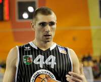 Arnolds Helmanis pievienojas Sanktpēterburgas “Spartak” basketbola klubam