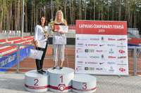 Tenisiste Elza Tomase izcīna uzvaru Latvijas čempionātā