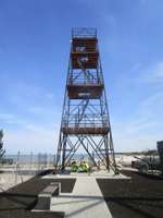 Pāvilostas atjaunotajā skatu tornī kuģus un putnus var skatīt teleskopā