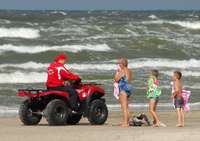Liepājā noslēdzas pludmales sezona; šovasar izglābti vairāki bērni