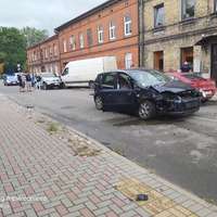 Fabrikas un Ūdens ielas krustojumā notikusi sadursme; sadauzītas četras automašīnas