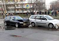Dzērumā un bez tiesībām “Audi” vadītājs izraisa avāriju Ventspils ielā