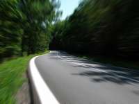 Grobiņas novadā traucas ar 142 km/h; Valsts policija Kurzemē konstatē arvien vairāk ātrumpārkāpēju 