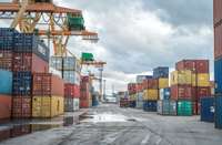 Finanšu ministrija: Preču eksporta kritums turpināsies arī nākamajos mēnešos