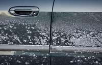 Padomi ikvienam auto īpašniekam: kā pasargāt savu spēkratu no sāls ietekmes ziemā