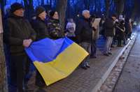 Piektdienas vakarā arī Liepājā atbalstīja Ukrainu
