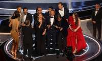 “Oskara” balvu kā labākā filma saņem “CODA”; Vils Smits šokē, iesitot pa seju vakara vadītājam