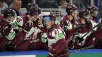 Latvijas hokeja izlase pēcspēles metienu sērijā uzvar Austriju
