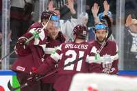 Latvijas hokejisti pasaules čempionāta spēlē uzvar Norvēģiju